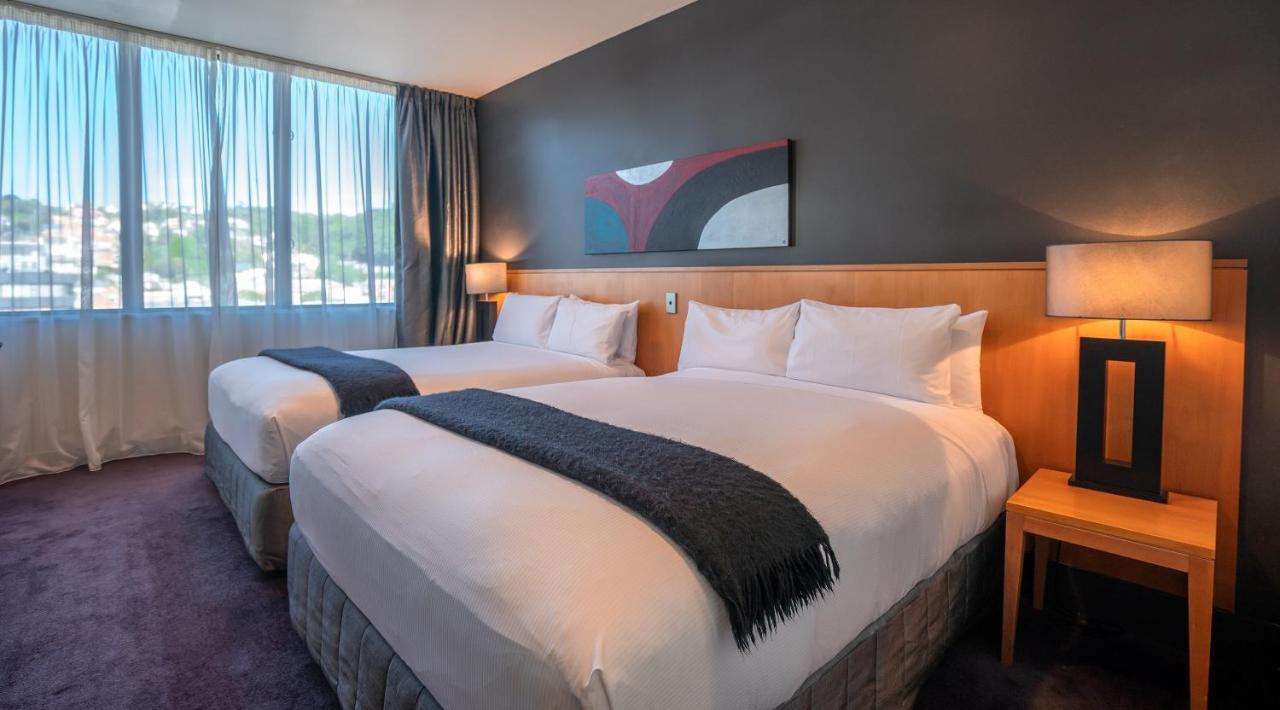 Scenic Southern Cross Hotel